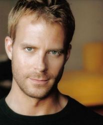 Фото №1 Дэниэл Трэвис