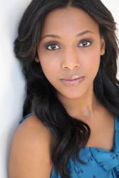 Фото №1 Мэган Холдер