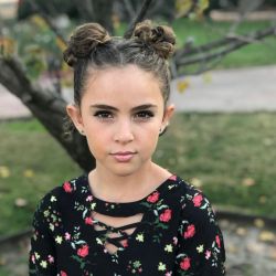 Фото №1 Лекси Колкер