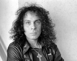 Фото №2 Ронни Джеймс Дио