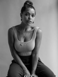 Фото №2 Антония Томас