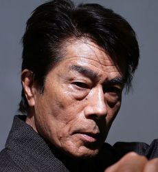 Фото №1 Ясуаки Курата