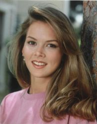 Фото №1 Джули Кондра