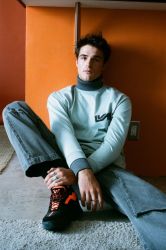 Фото №1 Джейкоб Элорди