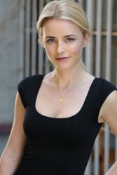 Фото №2 Трилби Гловер