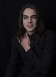 Фото №1 Гриффин Пауэлл-Арканд