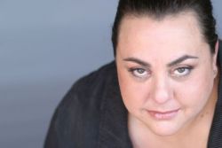 Фото №2 Тара Карсиан