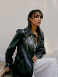 Фото №1 Зави Эштон