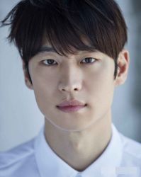 Фото №1 Ли Джэ-хун