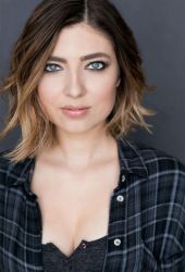 Фото №2 Шелби Янг