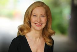 Фото №2 Энн Уиттман