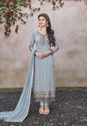 Фото №2 Муни Рой