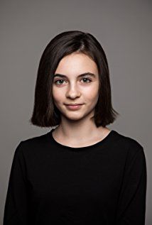 Лара МакДоннел