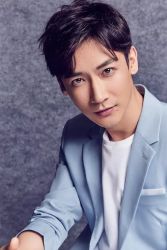 Фото №1 Е Сянмин