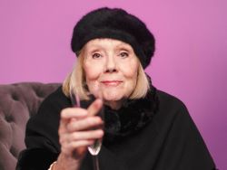 Фото №2 Дайана Ригг