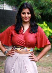 Фото №1 Варалаксми Сараткумар