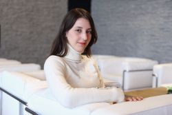 Фото №2 Тесс Аморим