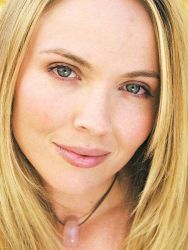 Фото №1 Лара Кокс