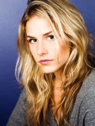 Фото №2 Аликс Вилтон Риган