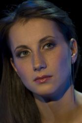 Фото №2 Эстер Балла