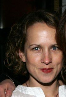 Дженнифер Дандас