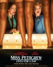 Мисс Петтигрю (2007)